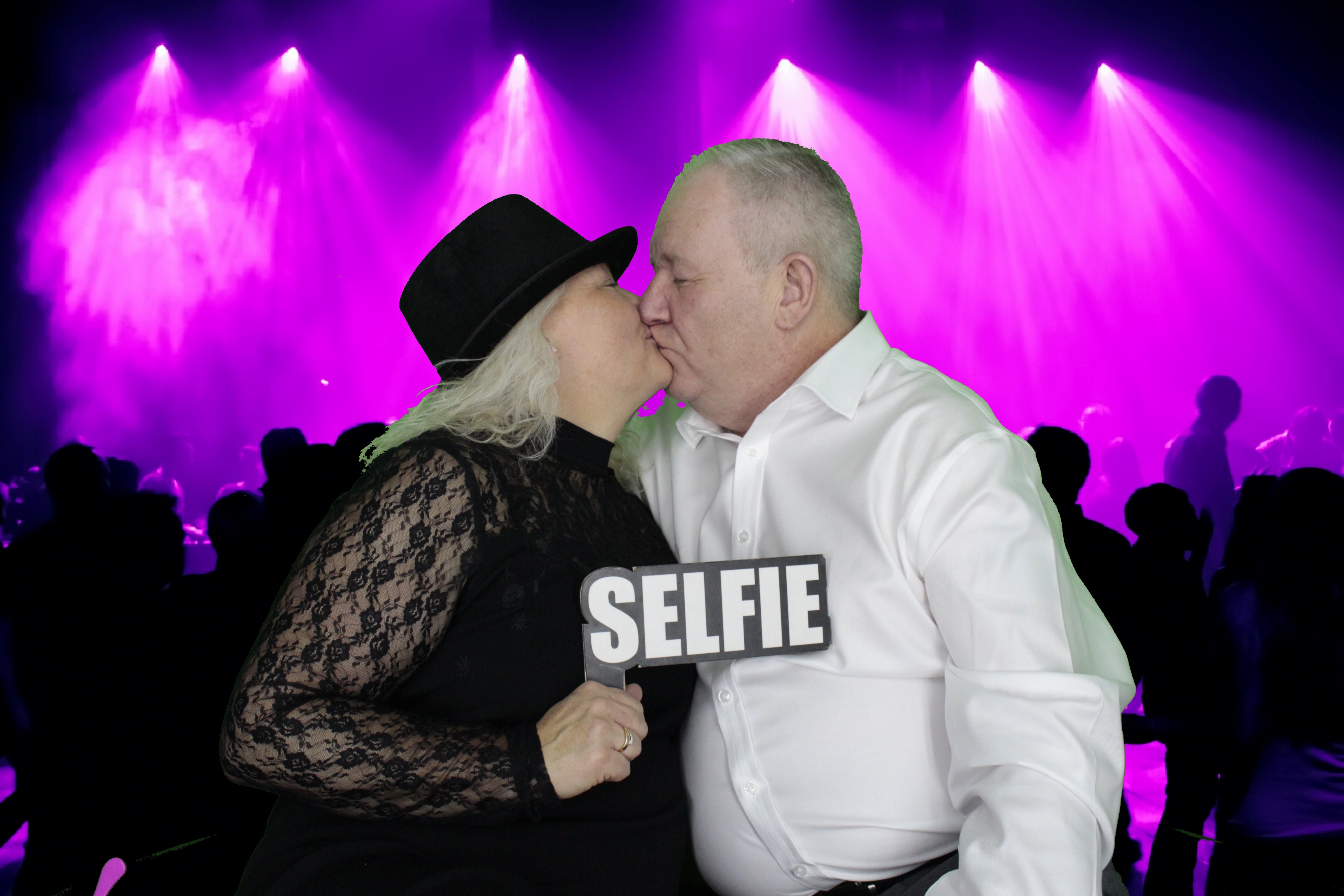 Christine's 60th Birthday | View more photos from the event at gallery.myphotoboothexperience.co.uk/u/MyPhotoBoothExperienceLtd/Christines-60th-Birthday